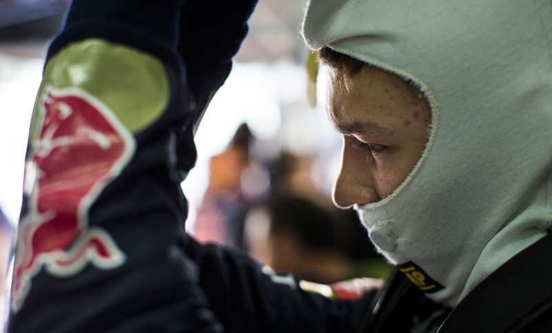 Даниил Квят вновь финишировал в очках. Впечатляющий дебют в "Формуле-1"